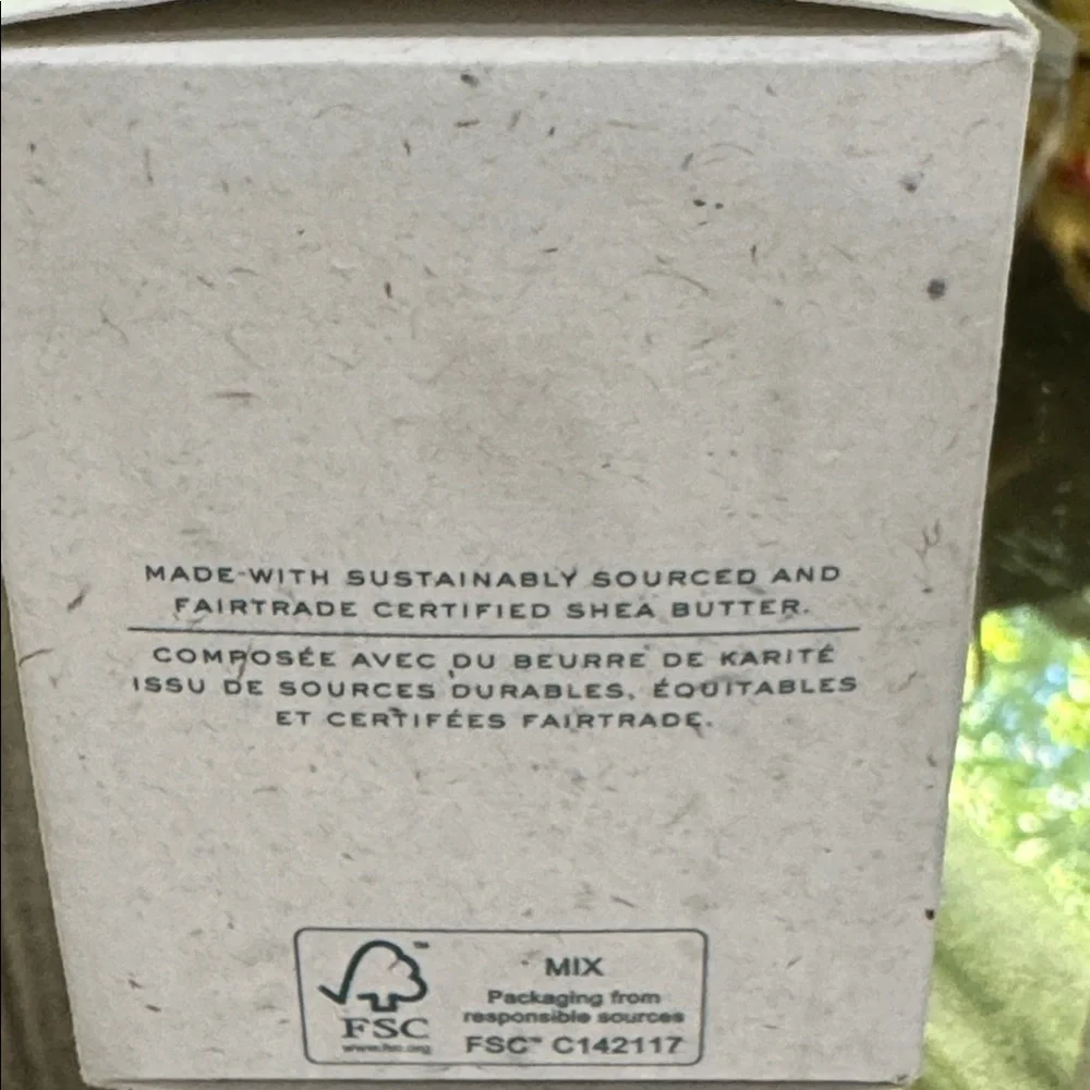 New! Ralph Lauren Polo Earth Candle 2.46oz - Picture 2 of 5